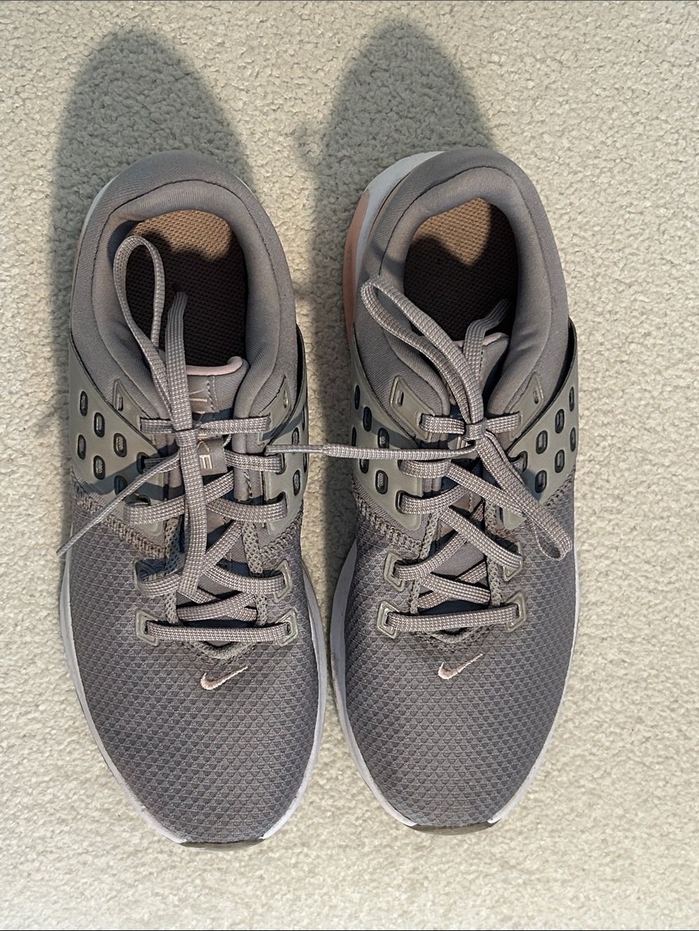 Nike Air Max Bella TR4 Women's Training Shoes Grey Rose Gold CW3398-004 Size 9 - Picture 4 of 9